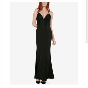 FAME AND PARTNERS Black Lace Crisscross Back, V Neck, Maxi Evening Dress